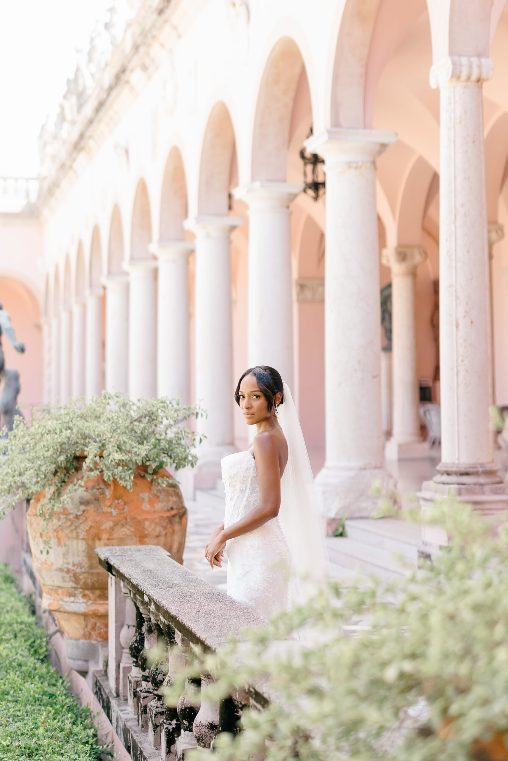 Bridal portraits at the Ringling Museum in Sarasota, Florida.